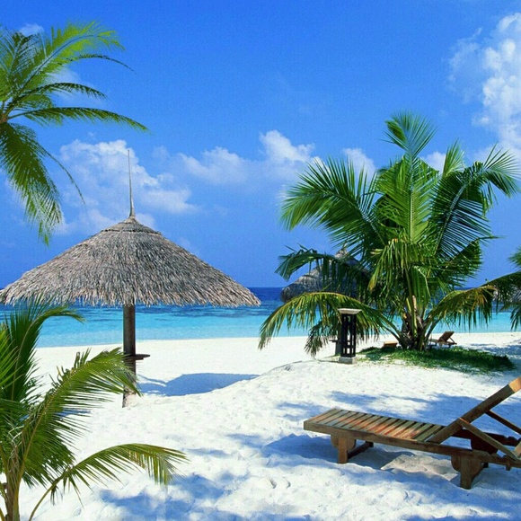 I am selling new and used clothing and shoes - Picture 1 of 1